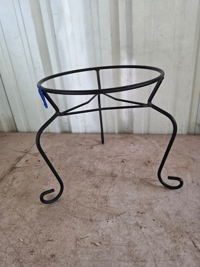 Black Metal Plant Stand