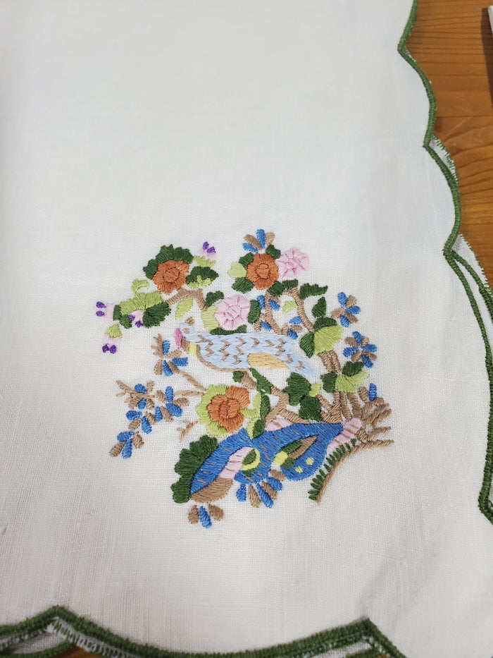 14 Piece White Embroidered Bird and Floral Motif Fabric Placemat and Napkin Set