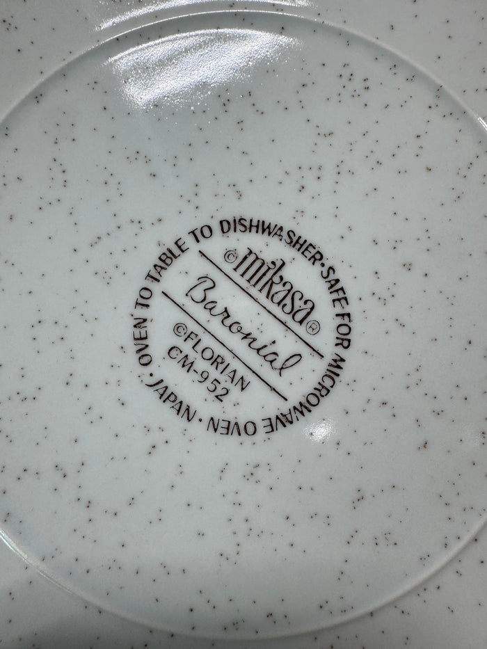 28-Piece Mikasa Florian CM-952 with Matching Baronial CM-950 China Set