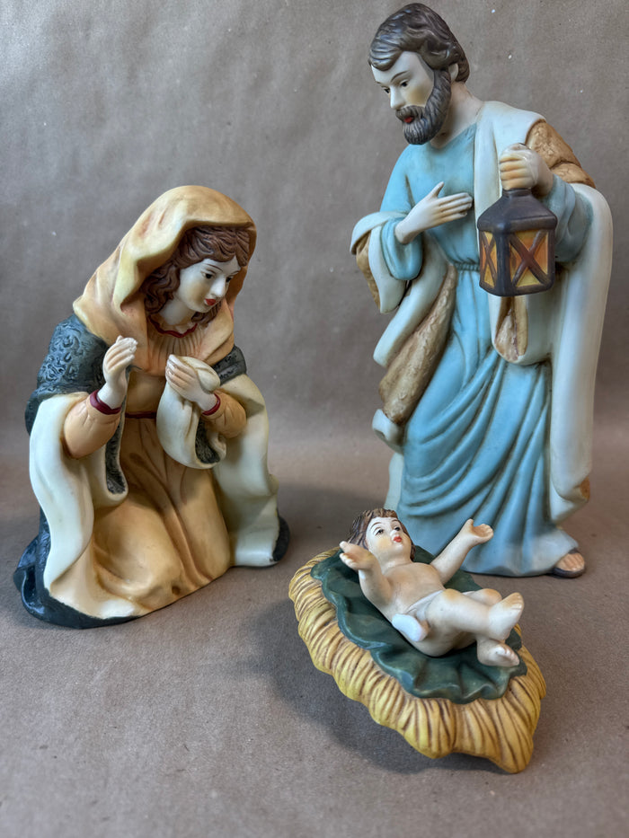 3 Piece Ceramic Nativity Set