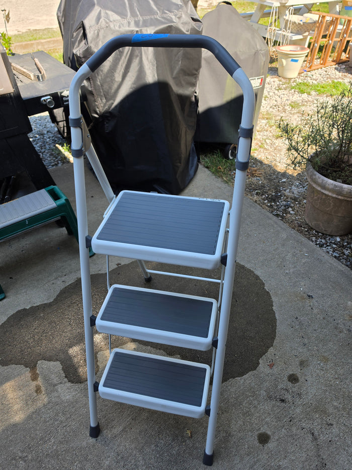 3-Step Gorilla Ladder