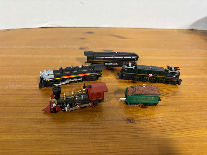 Lot Of 5 Hallmark Train Keepsake Ornaments (C)