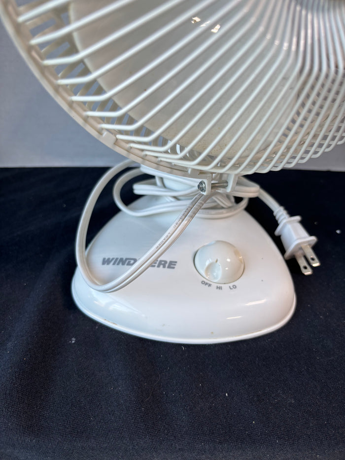Windmere Oscillating Table Desk Fan, Works