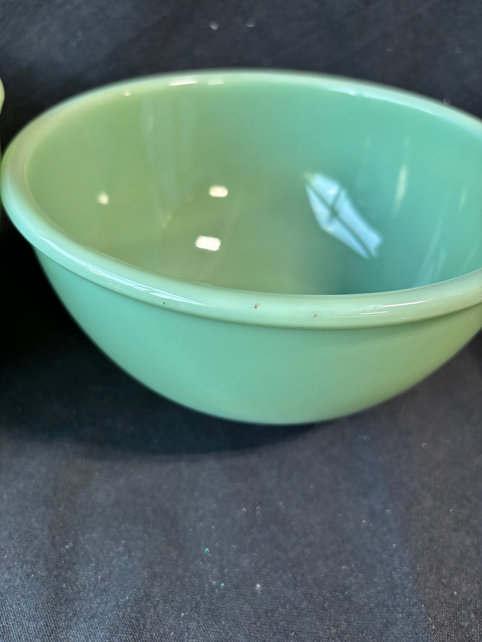 Fire King Jadeite 3-Piece Mixing Bowl Set