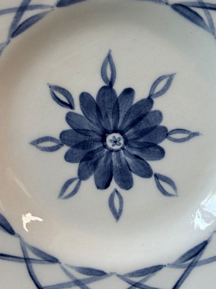 Set Of 4 Chalet Suzanne Ceramic Plates