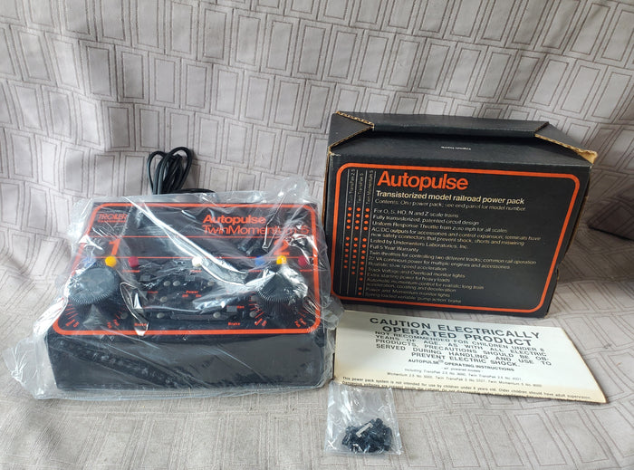 Autopulse Twin Momentum 5 Transistorized Model Railroad Power Pack UNUSED