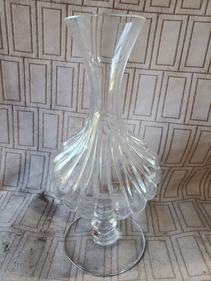 Baccarat Primavere Crystal Flare Footed Vase