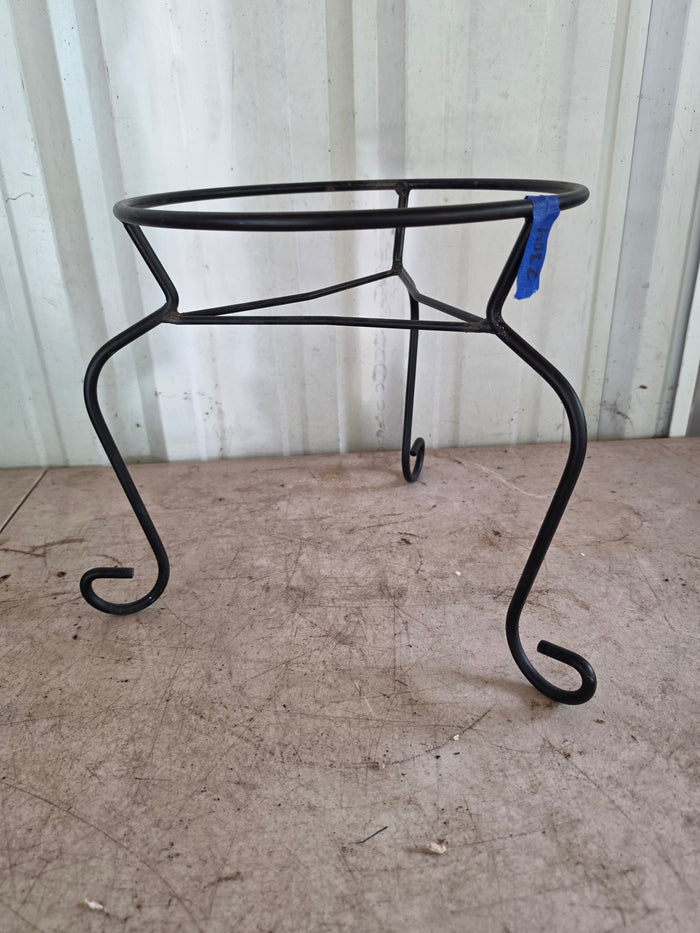 Black Metal Plant Stand