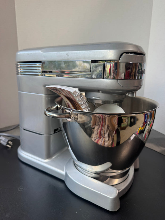 Cuisinart 5.5QT SM-55 Stand Mixer with Bowl & Attachments