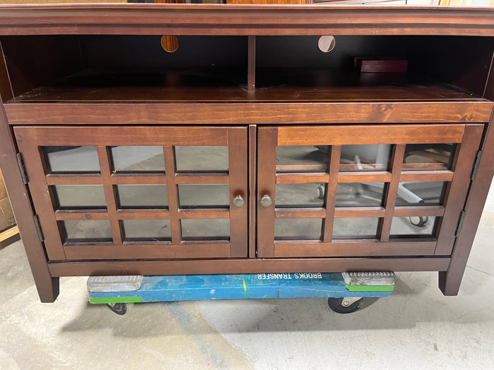 Dark Wood Tone TV Console***HEAVY ITEM*** READ DETAILS ON PICK UP POLICY***