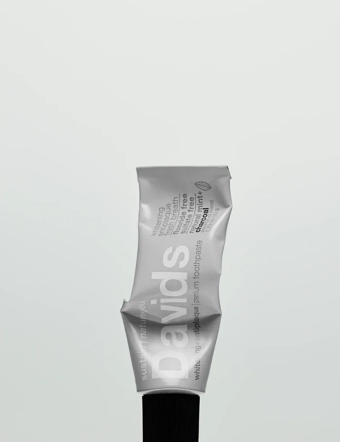 Davids Travel Size Premium Toothpaste / Charcoal + Peppermint