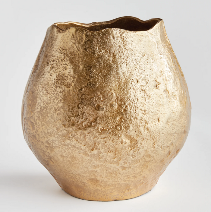 Harlin Short Vase - 13 Hub Lane   |  Aluminum Vases