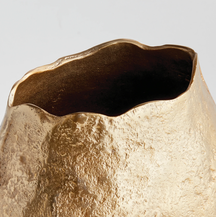 Harlin Short Vase - 13 Hub Lane   |  Aluminum Vases