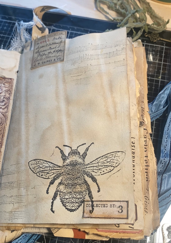 Junk Journal Workshop : Make a Book : a Private Facebook Group