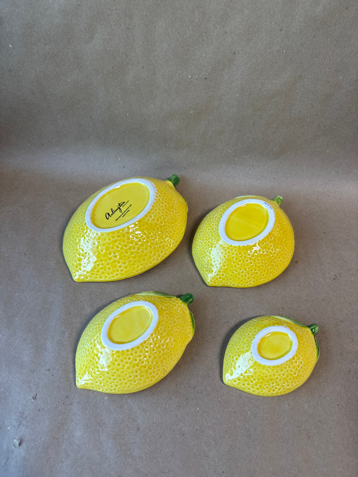 Lemon Measuring Cups