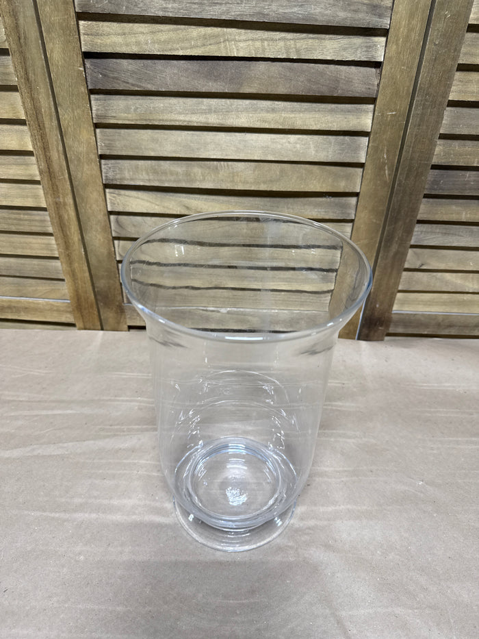 Lightweight Clear Glass Vase // 3 Available // PRICED INDIVIDUALLY