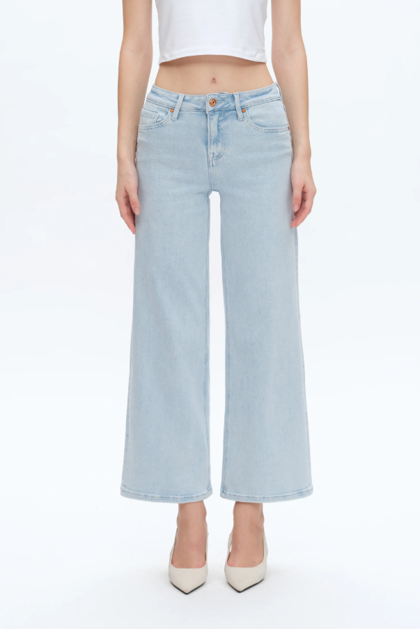 Lisa Mid Rise Wide Leg Jeans, Wathet - 13 Hub Lane   |  Cropped Wide Leg Jeans