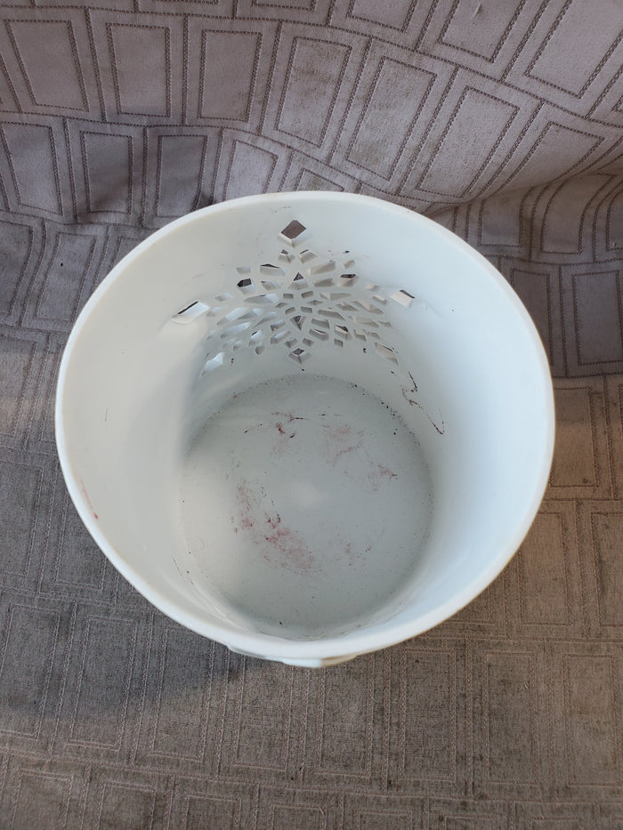 Matte White Cylindrical Snowflake Pillar Candle Holder