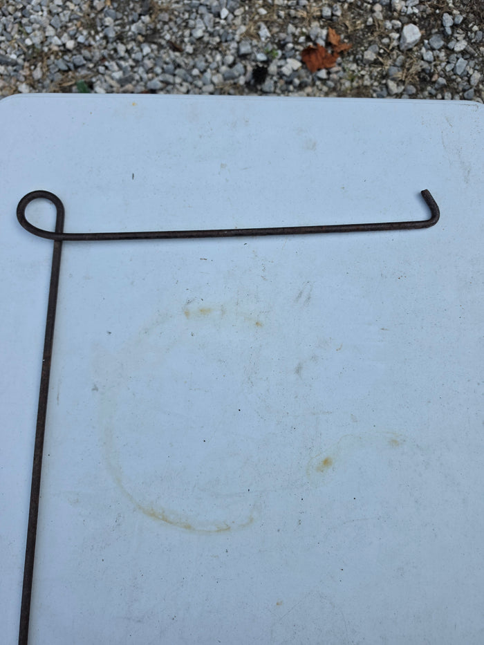 Metal Flag Hanger