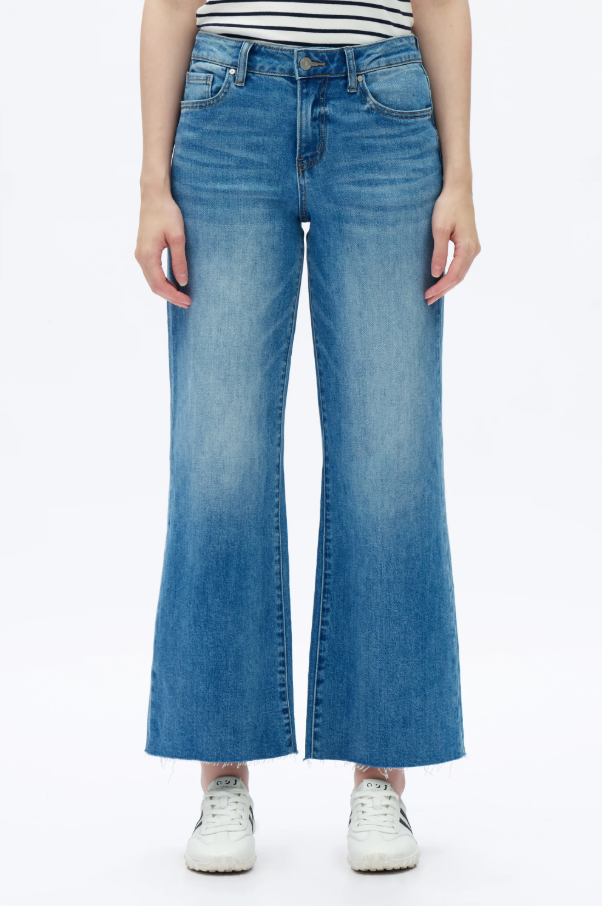 Mid Rise Wide Leg Jeans, Medium Blue - 13 Hub Lane   |  Wide Leg Jeans