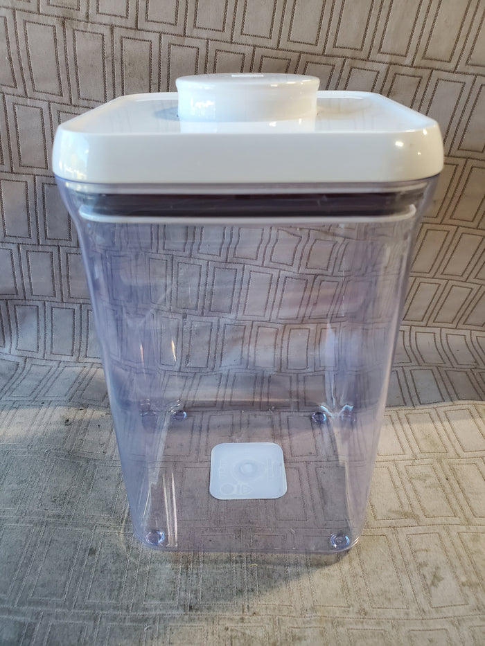 OXO Good Grips Pop Container