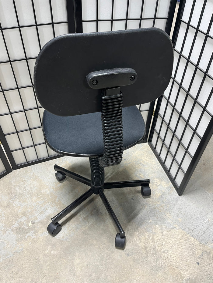 Petite Office Chair