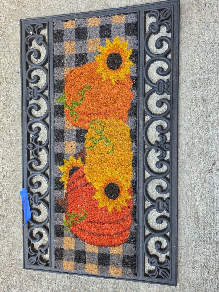 Rubber Door Mat w/Interchangeable Holiday Inserts