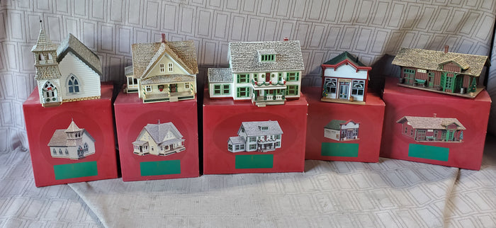 Set of 5 Hallmark 1994 Sarah Plain and Tall Collection Village Figurines