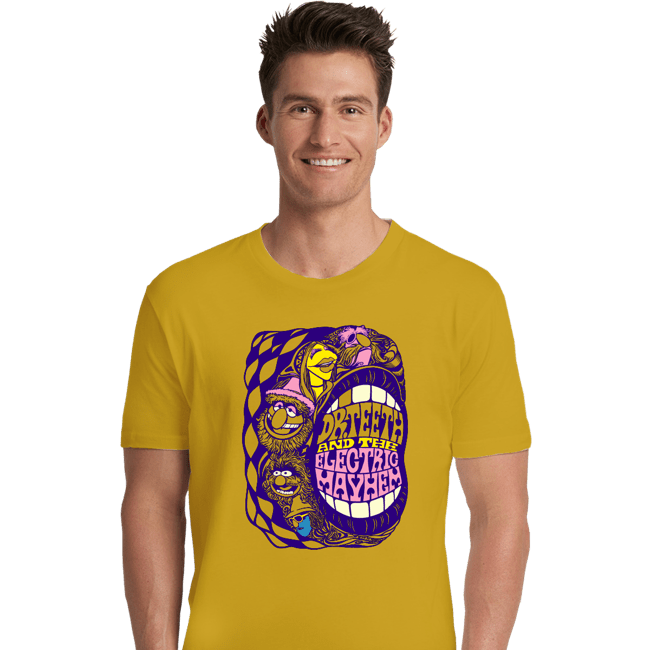Premium Shirts, Unisex / Small / Daisy