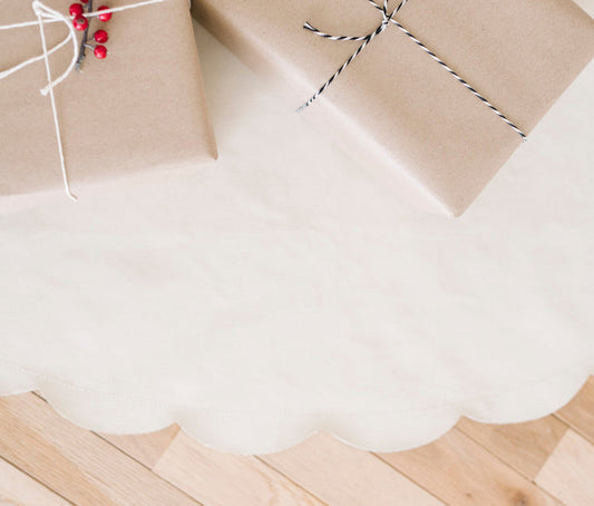 Tree Skirt- Ivory Scallop