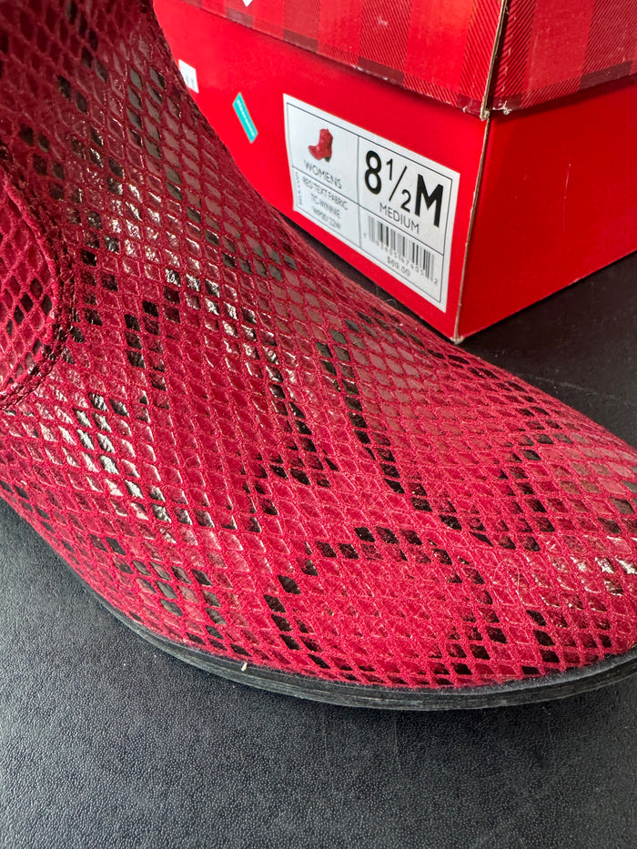 True Craft Faux Red Snakeskin Ankle Boots WOMEN’S SIZE 8.5