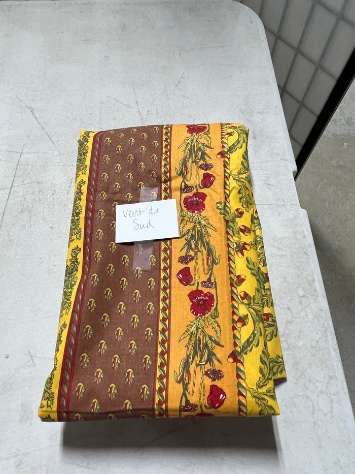 Vent du Sud Brown/Orange/Yellow Table Cloth 104" x 57"