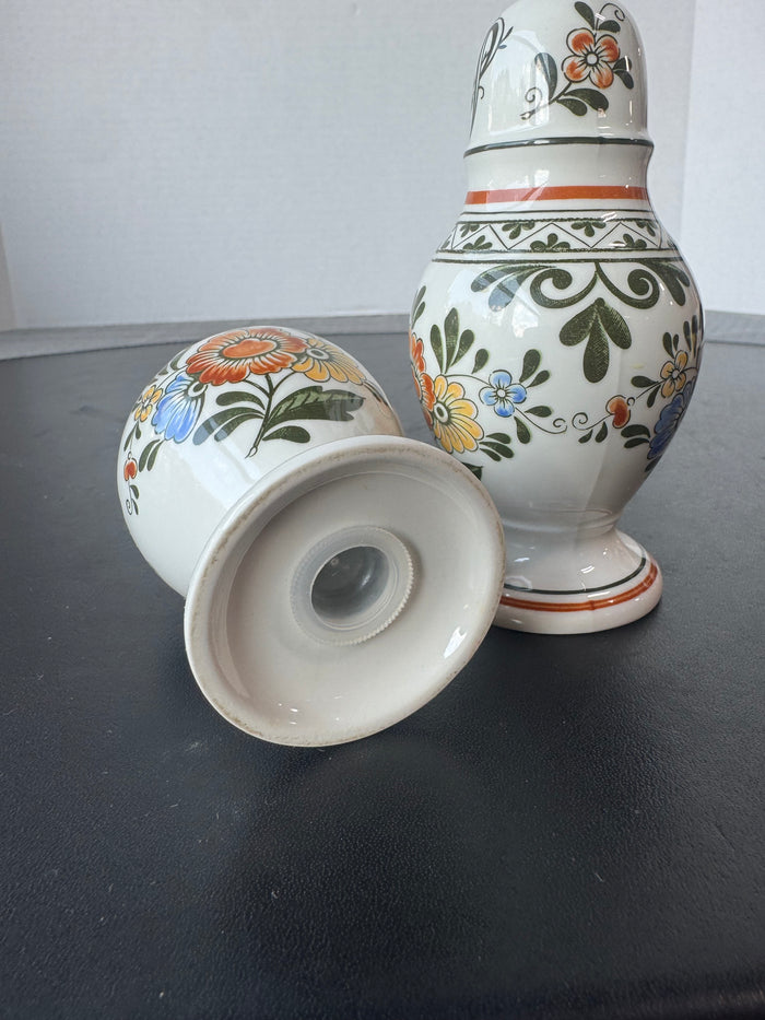 Villeroy & Boch Alt Amsterdam Floral Large Salt & Pepper Shakers (D)