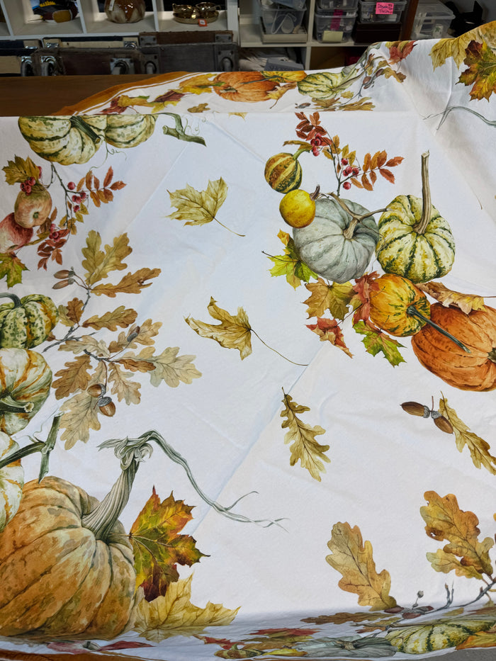 Williams Sonoma Heirloom Pumpkin Round Tablecloth
