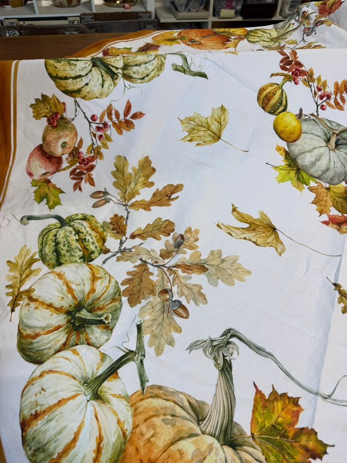 Williams Sonoma Heirloom Pumpkin Round Tablecloth