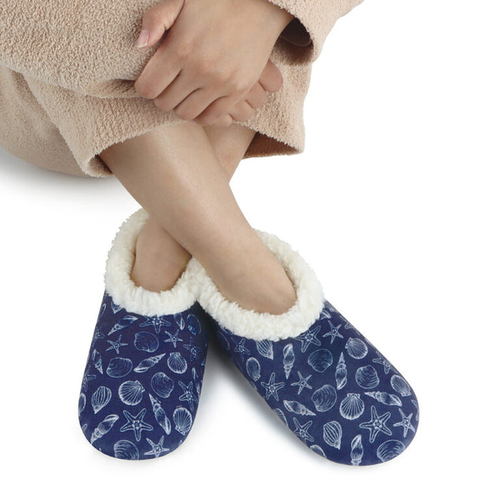 Women's Seashells Seaside Garden Snoozies - Foot Coverings