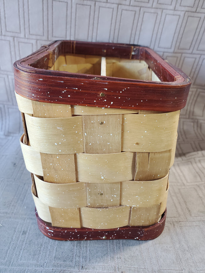 Woven Wooden Christmas Tree Basket Desk Organizer